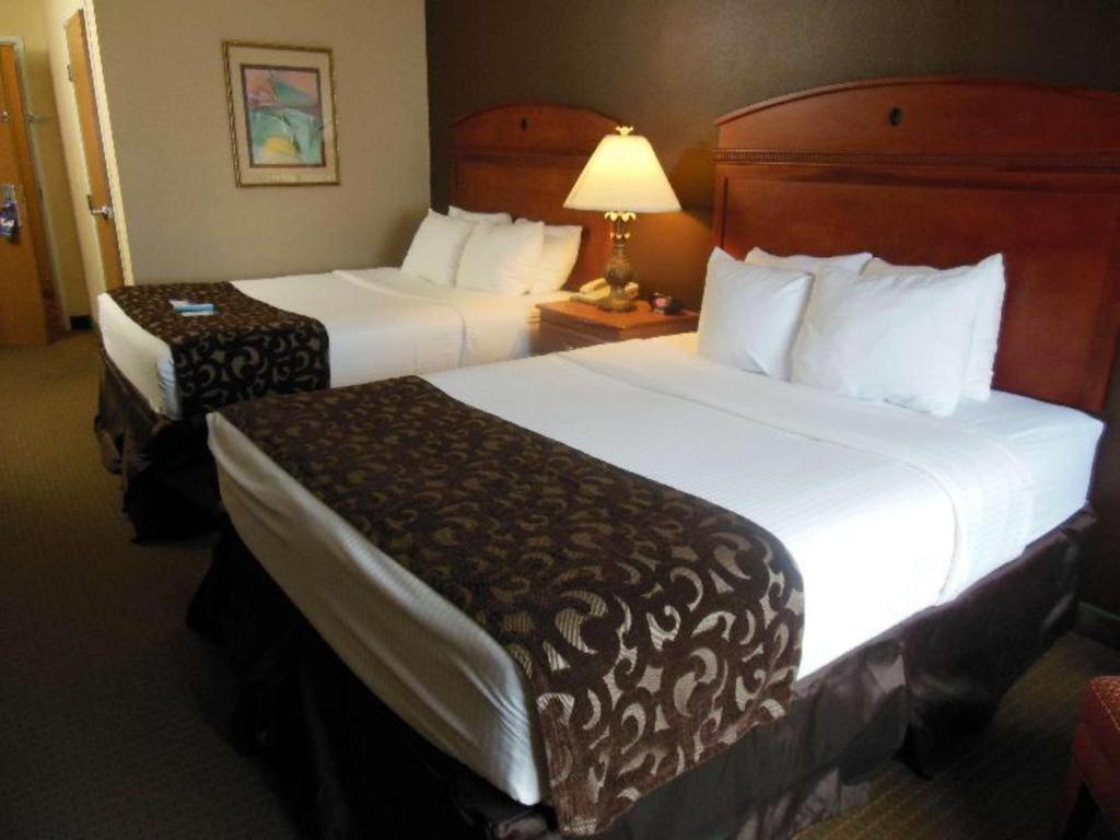 Best Western Manhattan Inn Екстериор снимка